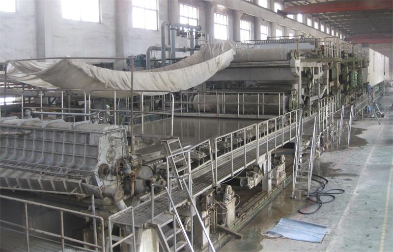 造紙膠輥質(zhì)量表面易有傷痕、麻眼